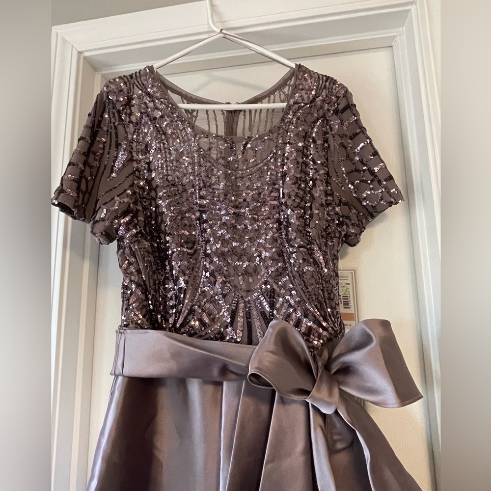 Elegant Sequin Embellished Satin Dress in Lavender Gray